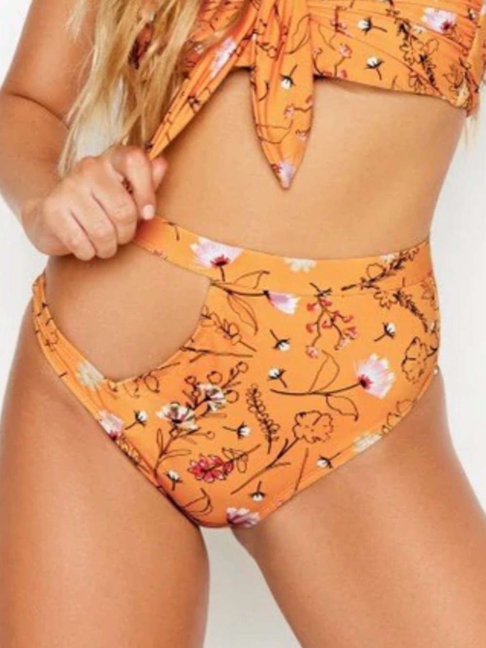 Ris-K High Waist Floral Marigold Shorts Women